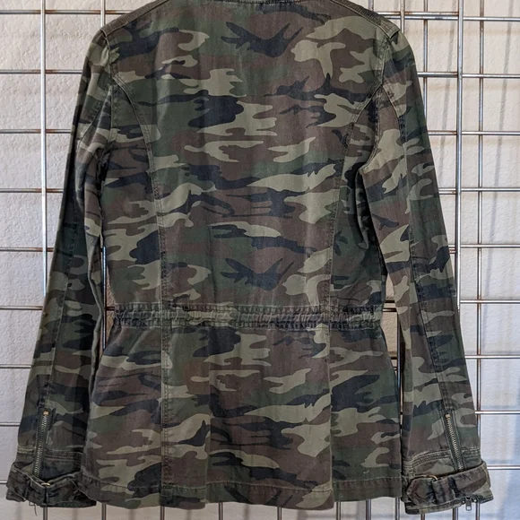 White Crow (Anthropology) Camouflage Utility Jacket. Size:. XS - Picture 9 of 11